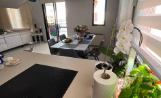 3 bedroom apartment with sea view in Mackenzie 