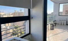 3 bedroom apartment with sea view in Mackenzie 