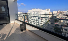 3 bedroom apartment with sea view in Mackenzie 