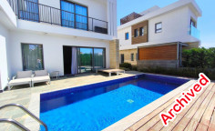 Modern detached villa with sea view in Chloraka 
