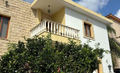 Spacious detached villa for sale in Timi area Spacious detached villa for sale in Timi area
