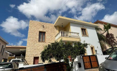 Spacious detached villa for sale in Timi area 