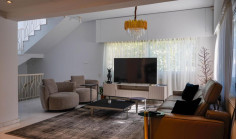 4 bedroom unfurnished house with swimming pool to rent in Agios Tychonas