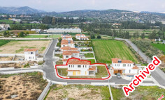 3 bed house with swimming pool for sale in Kalavasos