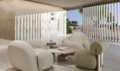 Spacious 2 bed apartment with swimming pool for sale in Chloraka