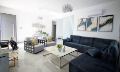 3 bedroom furnished bungalow with swimming pool to rent in Moni
