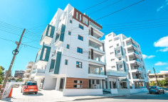 2 bedroom furnished apartment with swimming pool for sale in Drosia