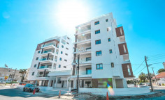 2 bedroom furnished apartment with swimming pool for sale in Drosia