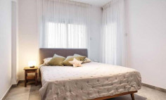 3 bedrooms furnished apartment with swimming pool to rent in Germasogeia Tourist Area
