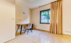 3 bedroom furnished house with swimming pool to rent in Amathus area