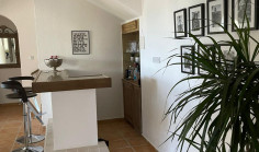Luxury 3 bedroom house with swimming pool for sale in Kamares