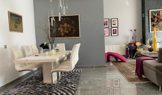 Luxury 5 bedroom house with swimming pool for sale in Parekklisia