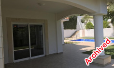 Spacious 4 bedrooms house with swimming pool for sale in Agios Tychonas