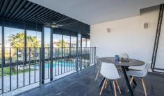 Large 5 bedroom house with swimming pool for sale in Engomi
