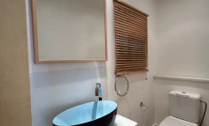 5 bedroom furnished house to rent in Ekali
