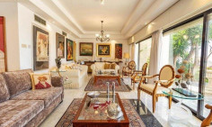 5 bedroom furnished house with swimming pool to rent in Armenochori