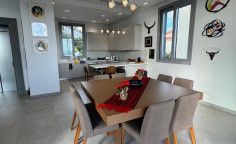 7 bedroom house with swimming pool for sale in Mouttagiaka