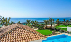 Luxury 6 bedroom house with swimming pool for sale in Perivolia Luxury 6 bedroom house with swimming pool for sale in Perivolia