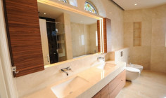Spacious 5 bedroom house with swimming pool for sale in Perivolia Spacious 5 bedroom house with swimming pool for sale in Perivolia