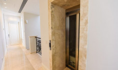 6 bedroom house with swimming pool for sale in Perivolia