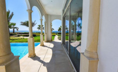 6 bedroom house with swimming pool for sale in Perivolia