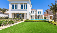 6 bedroom house with swimming pool for sale in Perivolia