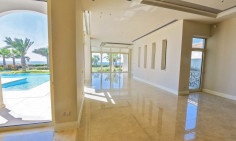 6 bedroom house with swimming pool for sale in Perivolia