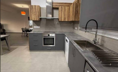 3 bedroom furnished penthouse to rent in Germasogeia Tourist Area