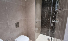 Spacious 2 bedrooms furnished apartment with swimming pool to rent in Germasogeia Tourist Area