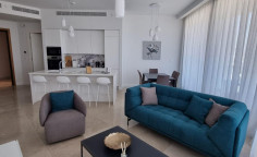 Spacious 2 bedrooms furnished apartment with swimming pool to rent in Germasogeia Tourist Area