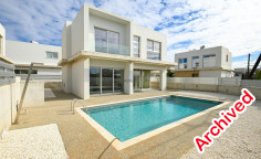 Spacious 3 bedroom furnished villa with swimming pool for sale in Agia Triada