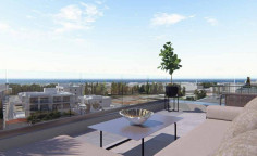 Spacious 2 bedroom flat with swimming pool for sale in Universal