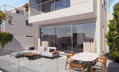 Beautiful 3 bedroom house with swimming pool for sale in Universal Beautiful 3 bedroom house with swimming pool for sale in Universal