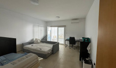 Beautiful 4 bedrooms house with swimming pool for sale in Agios Tychonas