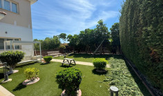 Beautiful 4 bedrooms house with swimming pool for sale in Agios Tychonas