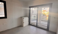 Spacious 2 bedrooms apartment with swimming pool for sale in Mesa Geitonia