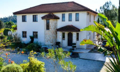 4 bedroom house with swimming pool for sale in Asgata