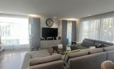 Large 3 bedroom penthouse with swimming pool for sale in Agias Zonis