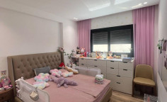 Large 3 bedroom penthouse with swimming pool for sale in Agias Zonis