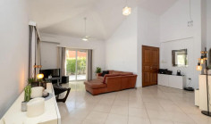 3 bedroom unfurnished house with swimming pool for sale in Pyrgos