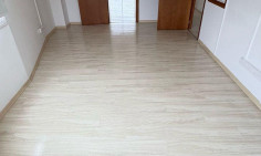 Office 205 m2 to rent in Mesa Geitonia