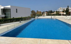 2 bedroom apartment with swimming pool to rent in Coral Bay