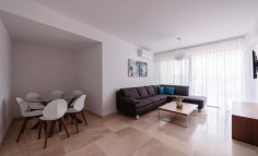 2 bedroom apartment with swimming pool to rent in Coral Bay