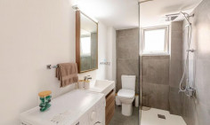 2 beds furnished apartment to rent in Larnaca