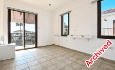 3 bedroom unfurnished house with swimming pool for sale in Oroklini