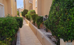 Beautiful 2 bedroom furnished apartment with swimming pool to rent in Universal Beautiful 2 bedroom furnished apartment with swimming pool to rent in Universal