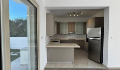 Beautiful 3 bedrooms house with swimming pool for sale in Mouttagiaka