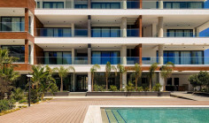 Luxury 3 bedrooms apartment with swimming pool to rent in Germasogeia Tourist Area