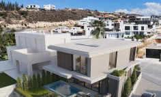 Large 4 bed house for sale in Agios Athanasios