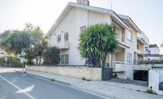 4 bedroom villa for sale in Strovolos